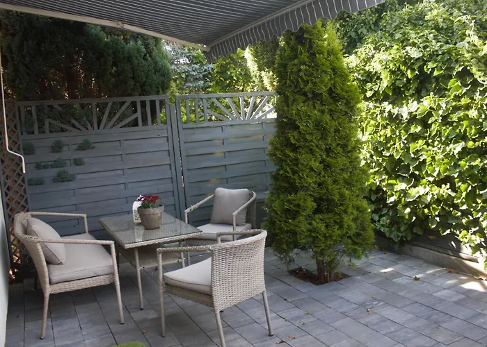 度假居 Caloroczny Z Patio